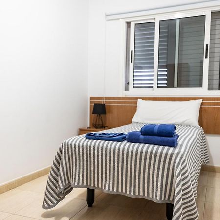 Yesenia Vv Airport Apartment El Matorral ภายนอก รูปภาพ