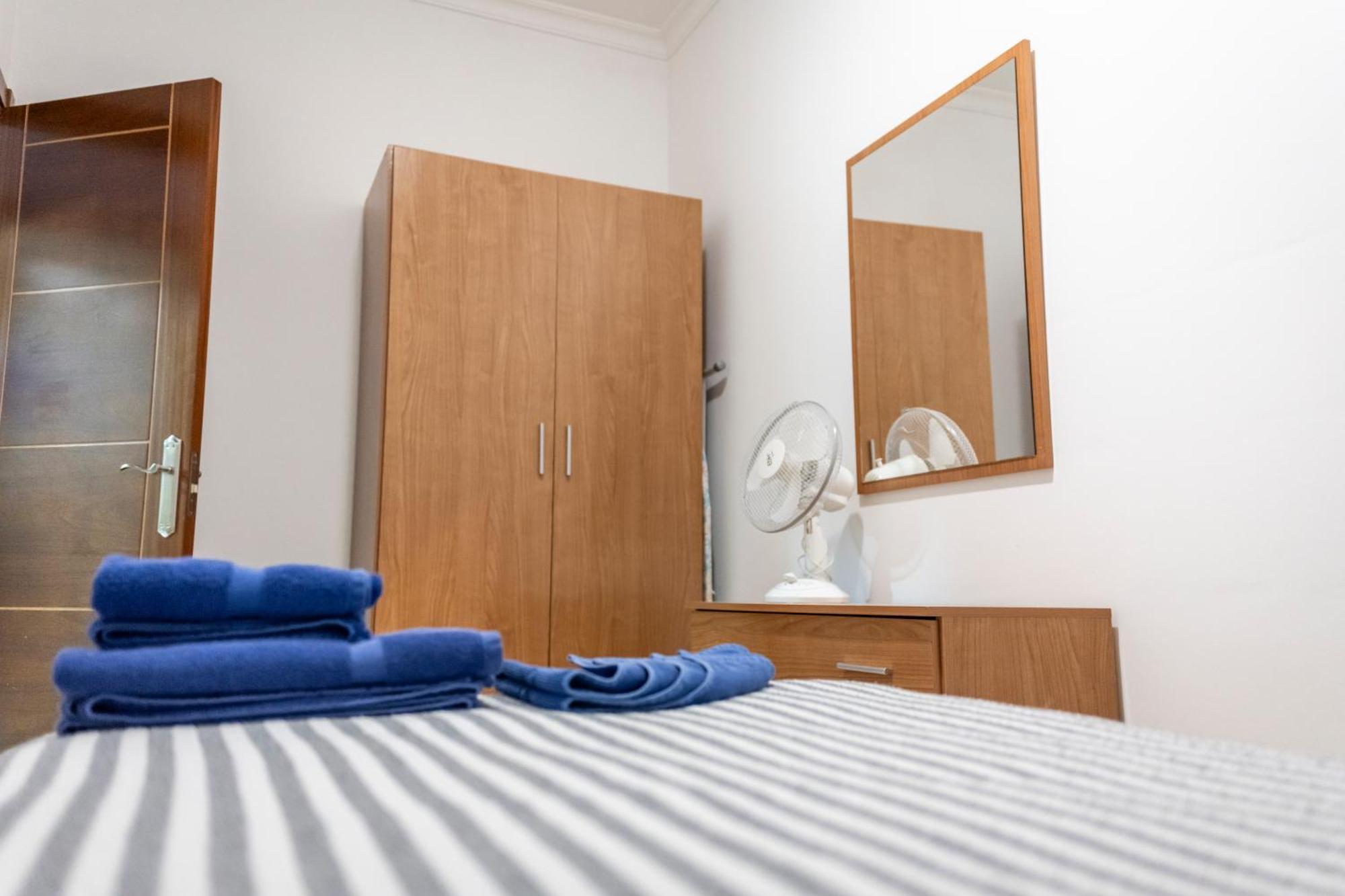 Yesenia Vv Airport Apartment El Matorral ภายนอก รูปภาพ