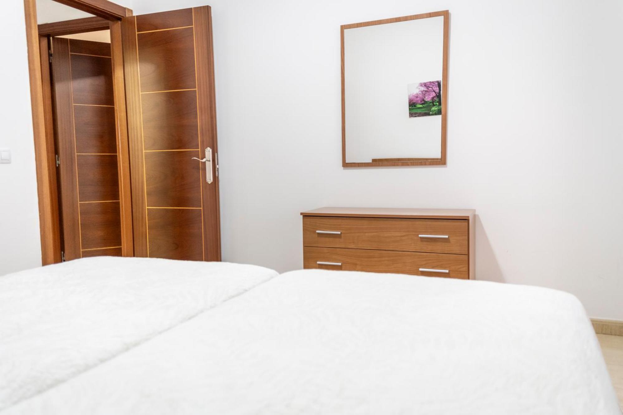 Yesenia Vv Airport Apartment El Matorral ภายนอก รูปภาพ