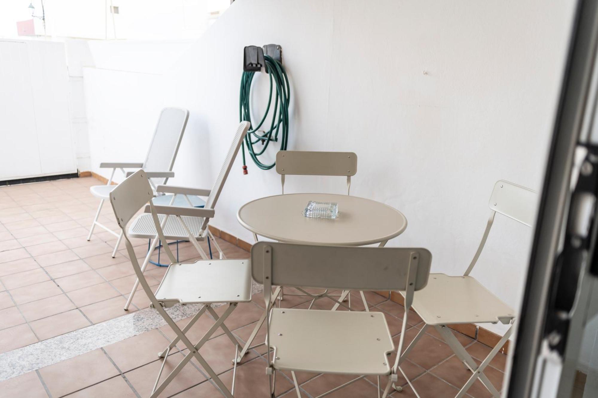 Yesenia Vv Airport Apartment El Matorral ภายนอก รูปภาพ