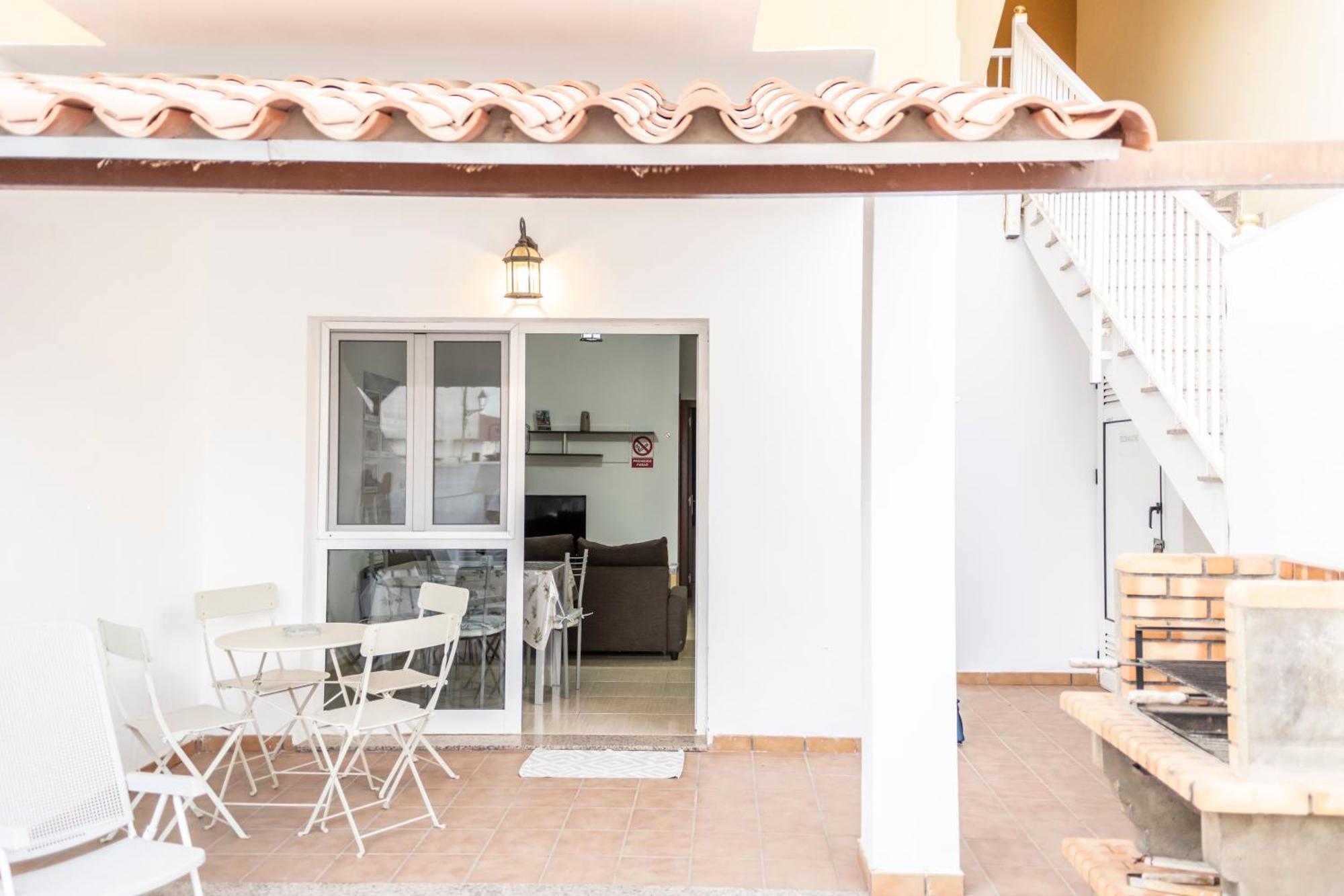 Yesenia Vv Airport Apartment El Matorral ภายนอก รูปภาพ